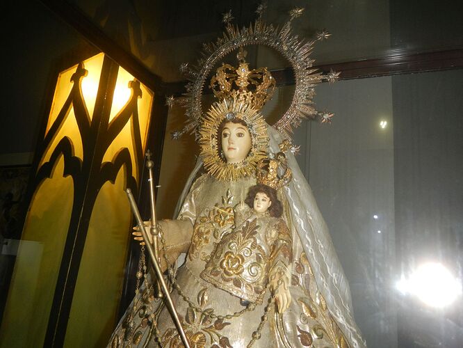 01-philippinen-forum-taegliche-geschichte-santo-domingo-kirche-03